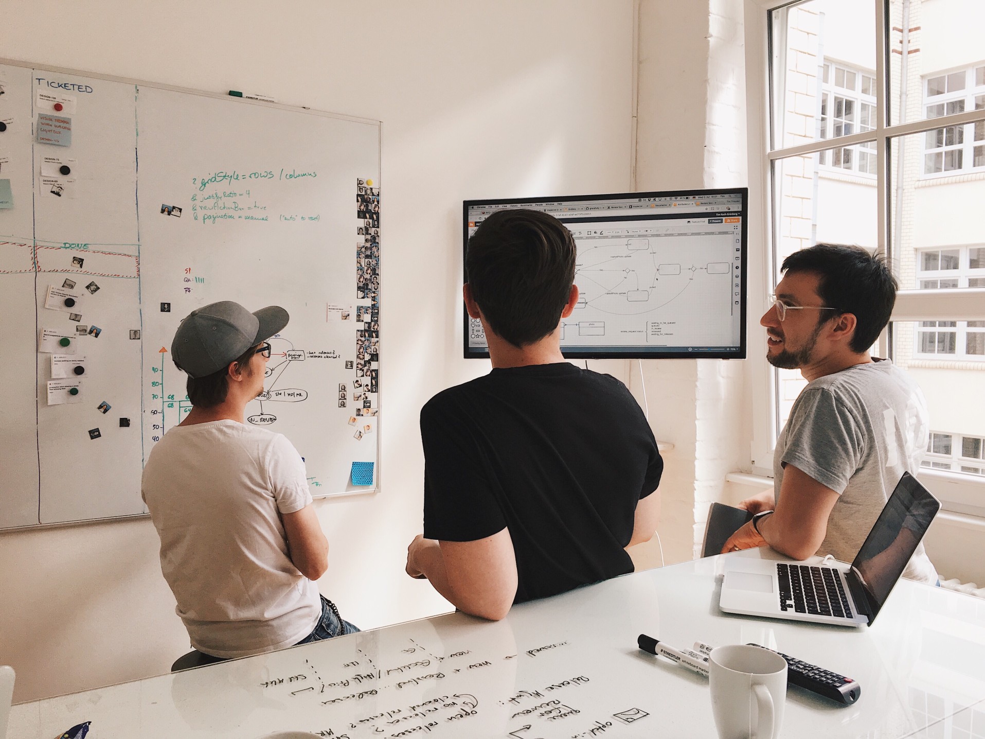 startup-legal-help_loos_1